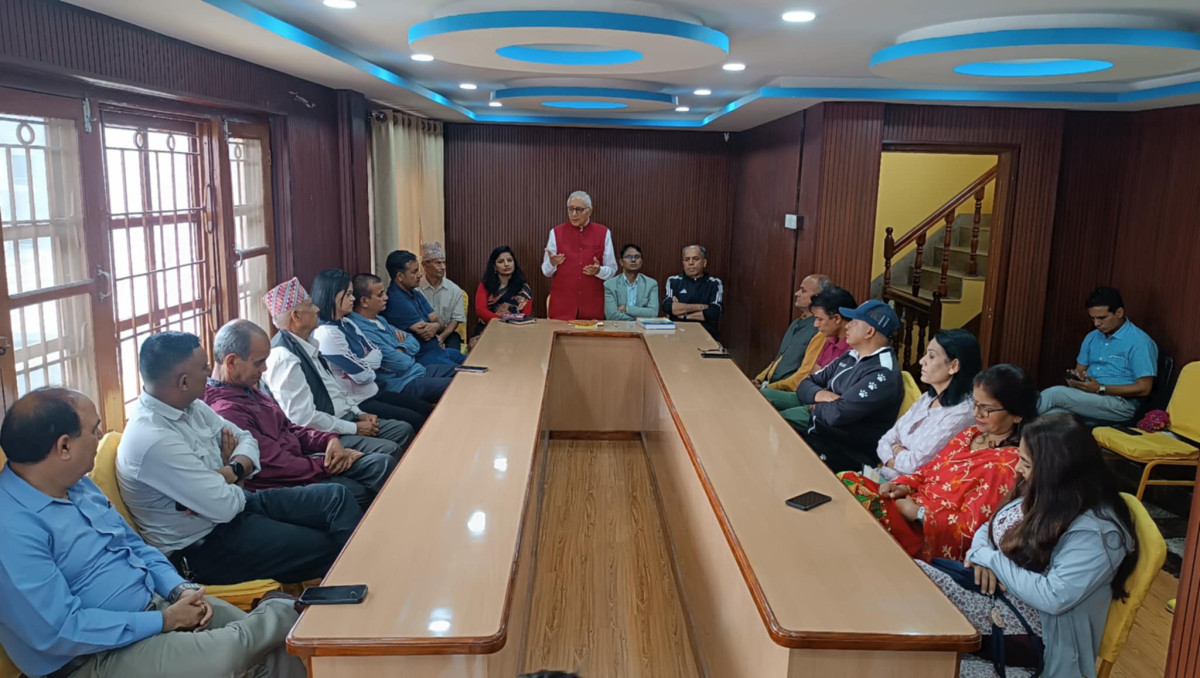 शान्ति समाज केन्द्रीय कार्यालयमा पुगे डा. शेखर कोइराला