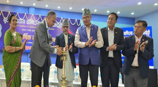 `देशको बर्तमान परिस्थितिले निरास छन् उद्योगी-ब्यवसायी´
