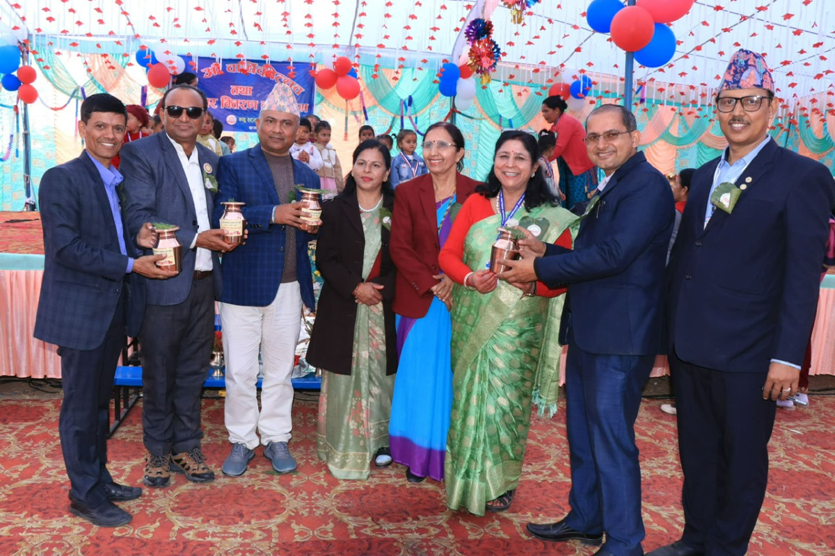 न्यु स्ट्याण्डर्ड इङ्गलिस हाई स्कुलको ३३ औँ वार्षिकोत्सव