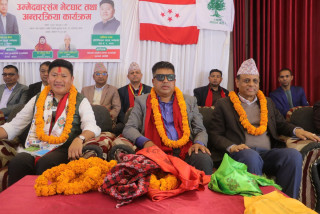 काँग्रेस नेताहरुले भने – प्रधानमन्त्री कसलाई बनाउने हो, विचार गरेर मत दिनुस्
