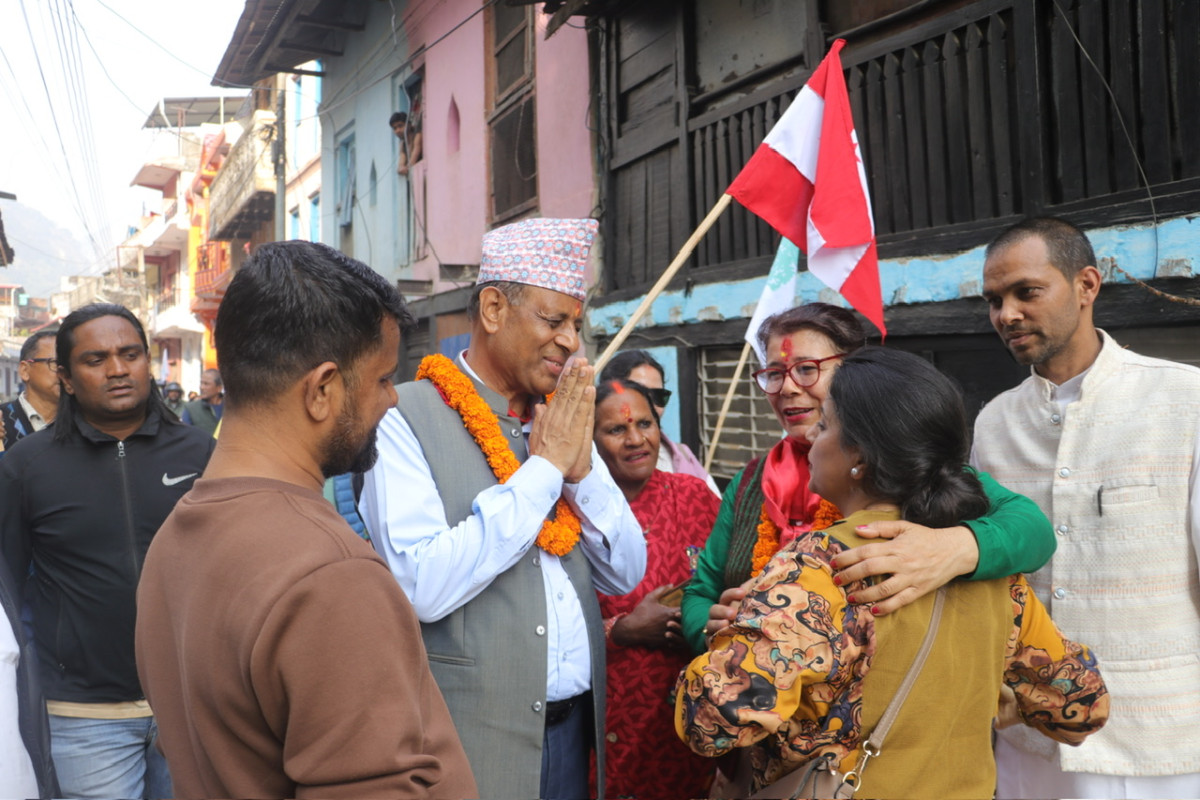 रुपन्देही २ मा विकासको योजनासहित चुन्नप्रसाद पुगे जनताको घरदैलोमा