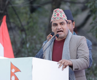 कांग्रेस महामन्त्री पौडेलले सार्वजनिक गरे काठमाडौँ ५ का लागि १४ बुँदे प्रतिज्ञा पत्र [पूर्णपाठ]
