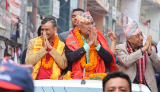 रुपन्देही २ का  एमाले उम्मेदवार पौडेलको घरदैलोमा उत्साहपूर्वक सहभागिता